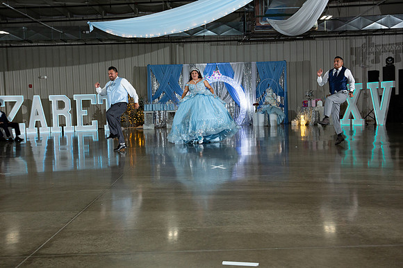 1010-Azaret Quince