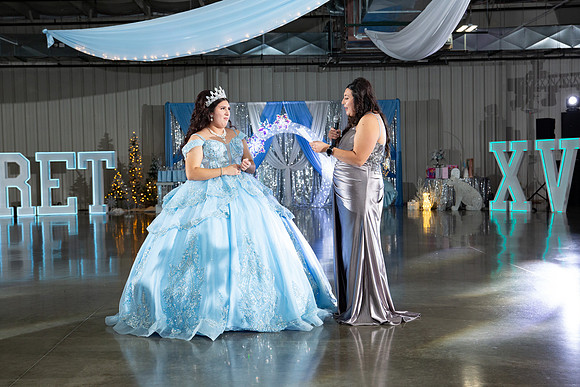 1033-Azaret Quince