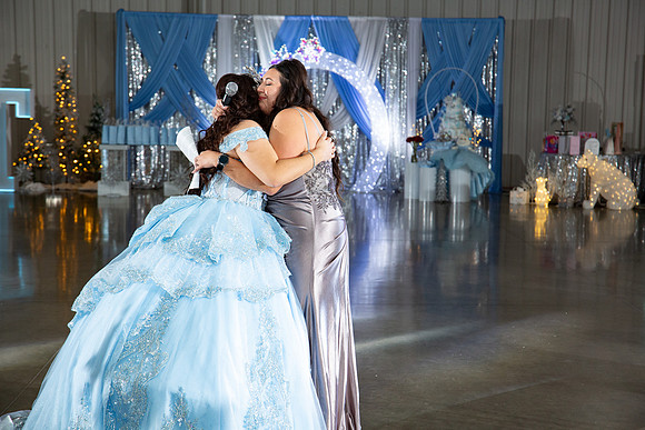 1044-Azaret Quince