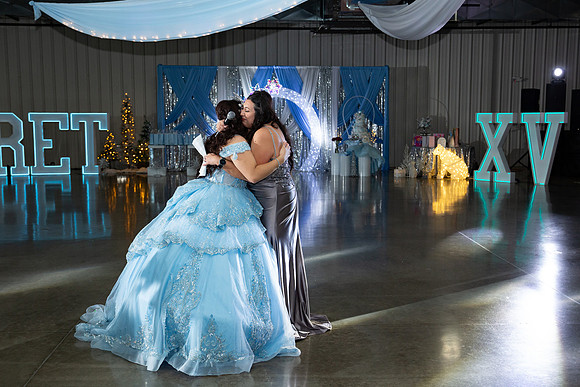 1045-Azaret Quince