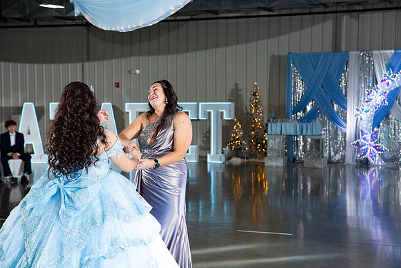 1046-Azaret Quince