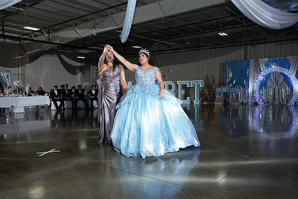 1052-Azaret Quince