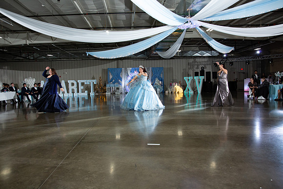 1055-Azaret Quince