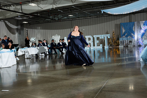 1056-Azaret Quince
