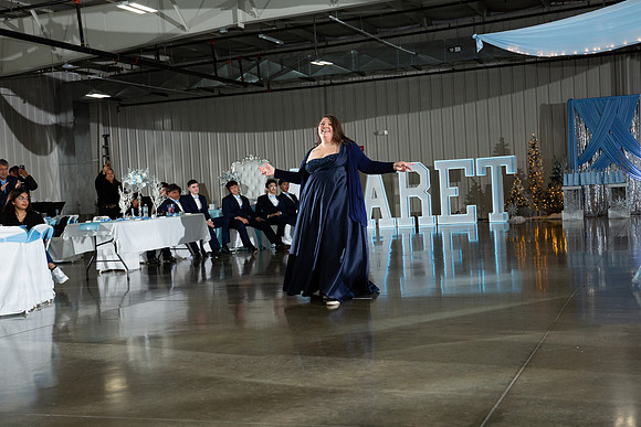 1060-Azaret Quince