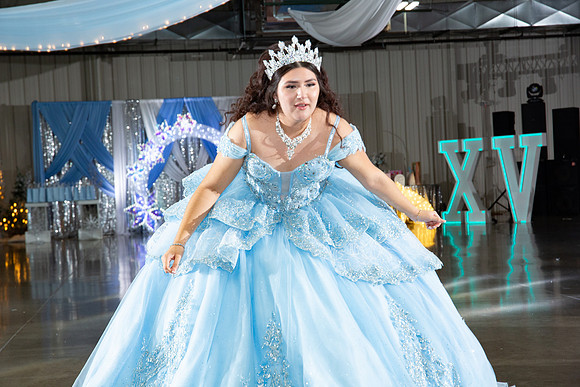 1063-Azaret Quince