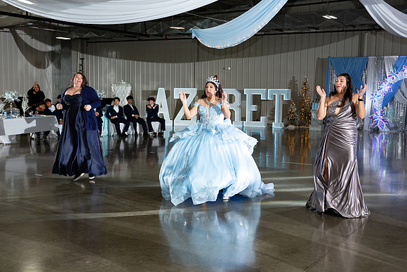 1071-Azaret Quince