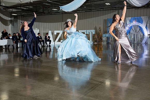 1075-Azaret Quince