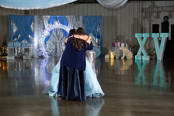 1079-Azaret Quince