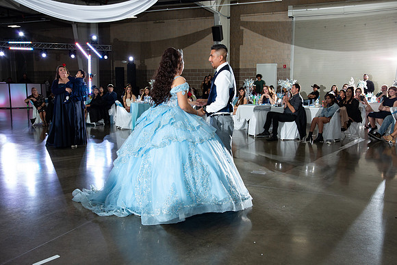 1086-Azaret Quince
