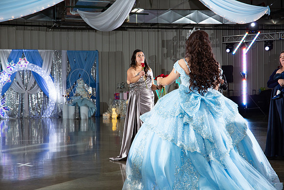 1088-Azaret Quince