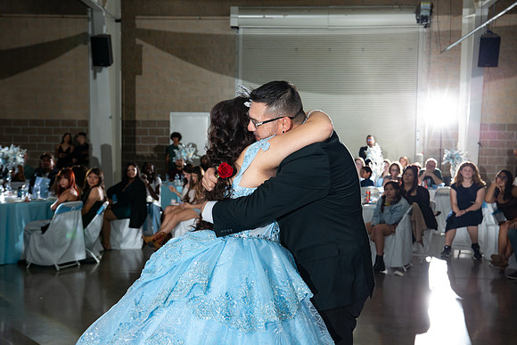 1096-Azaret Quince