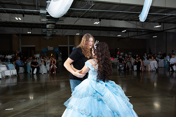 1097-Azaret Quince