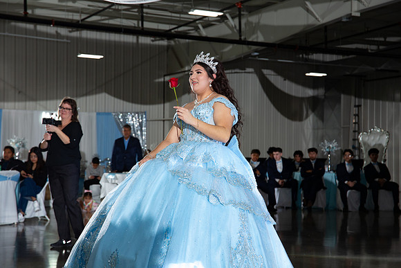 1104-Azaret Quince