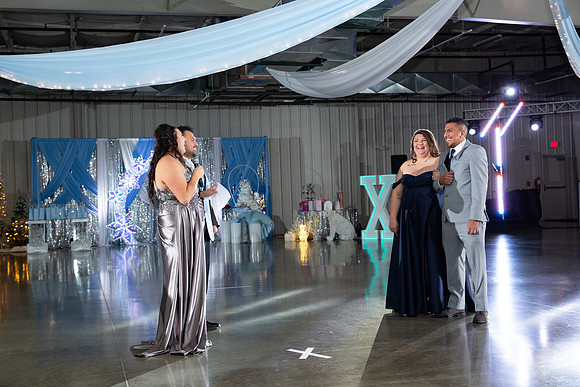 841-Azaret Quince