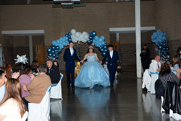 860-Azaret Quince