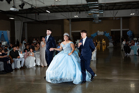 864-Azaret Quince