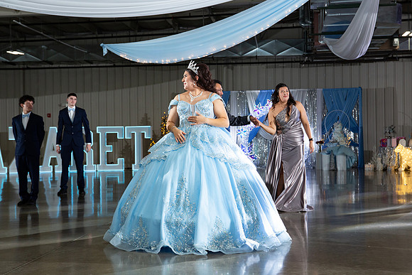 876-Azaret Quince