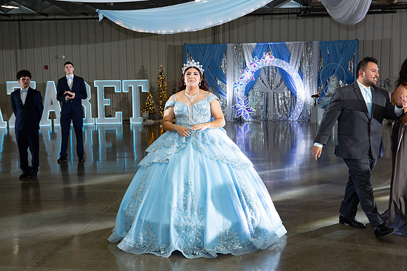 877-Azaret Quince