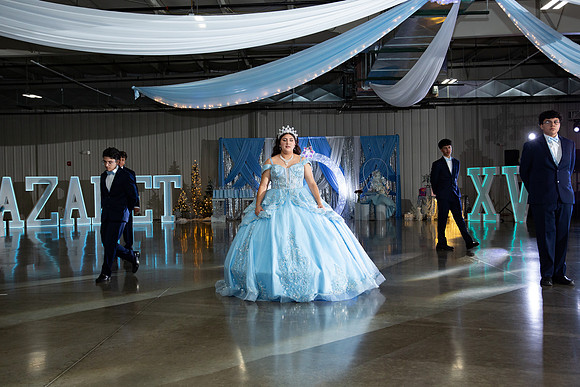 883-Azaret Quince