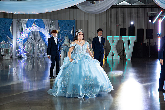 886-Azaret Quince