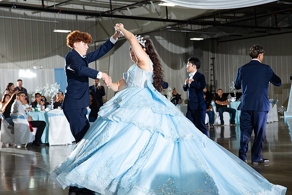 896-Azaret Quince