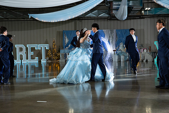 906-Azaret Quince