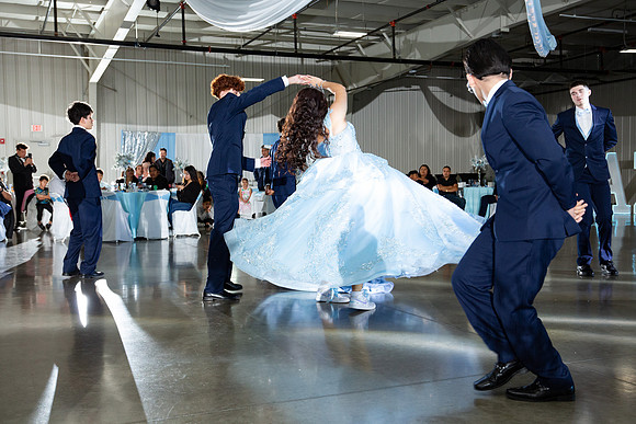 916-Azaret Quince