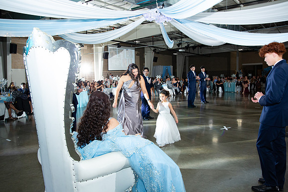 954-Azaret Quince