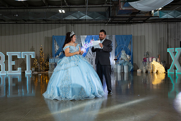 971-Azaret Quince