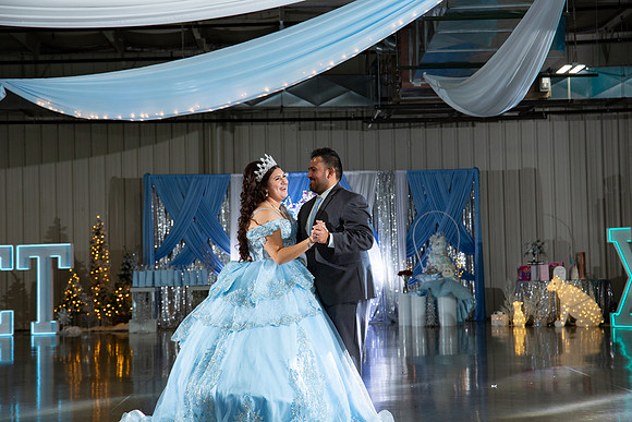 988-Azaret Quince