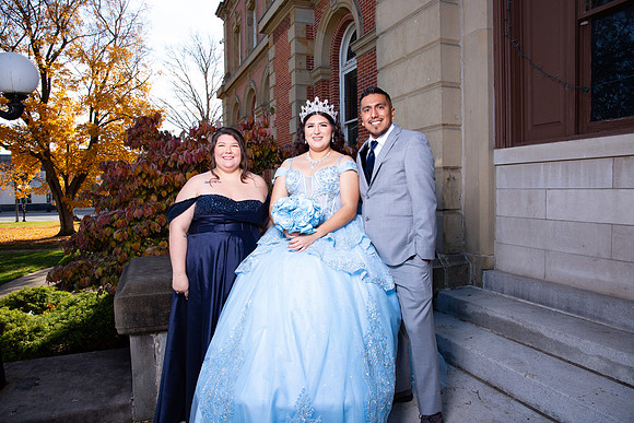 422-Azaret Quince