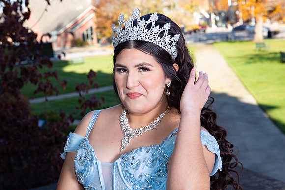 475-Azaret Quince