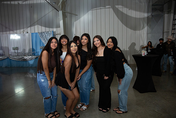 1546-Azaret Quince