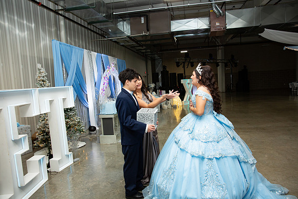 630-Azaret Quince