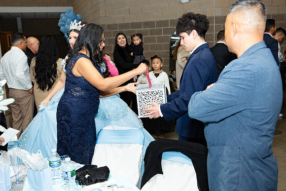 672-Azaret Quince