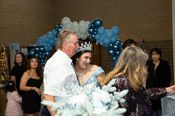 674-Azaret Quince