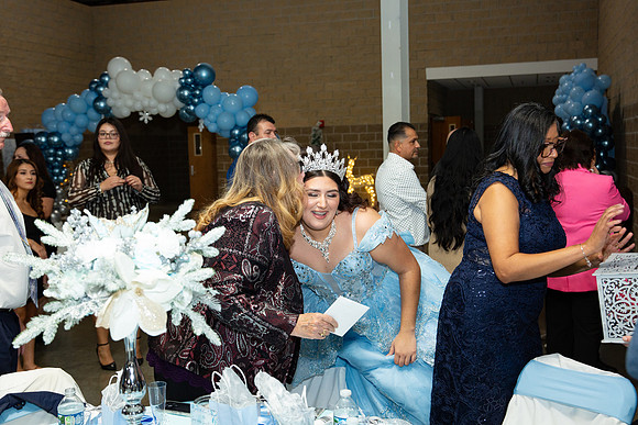 673-Azaret Quince