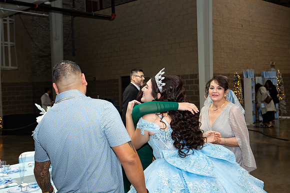 676-Azaret Quince