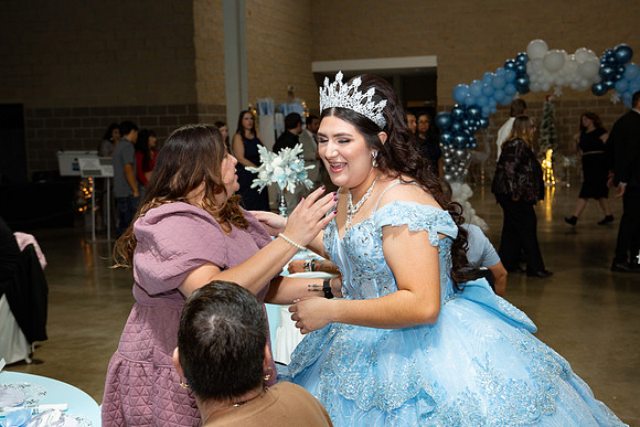 682-Azaret Quince