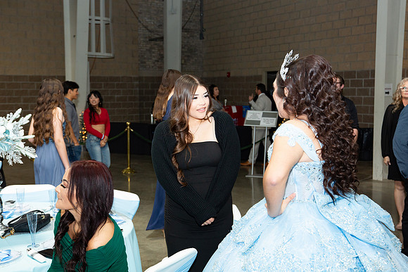 681-Azaret Quince