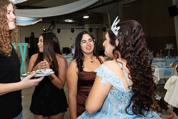 697-Azaret Quince