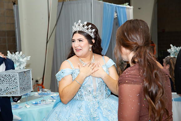 714-Azaret Quince
