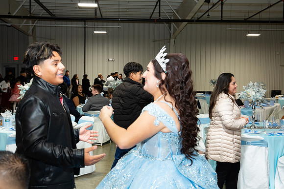 718-Azaret Quince