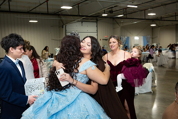 725-Azaret Quince