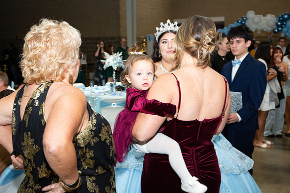 732-Azaret Quince
