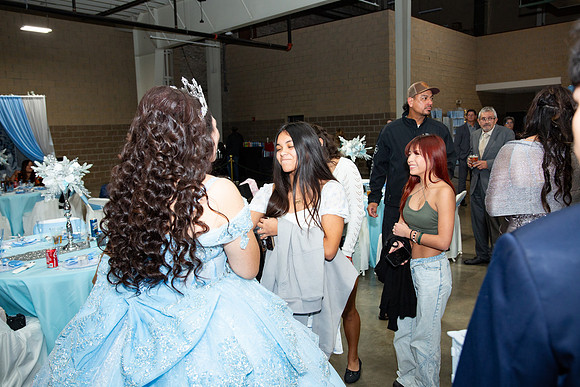 738-Azaret Quince