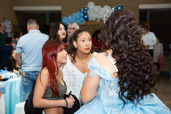 742-Azaret Quince