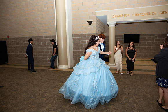 801-Azaret Quince