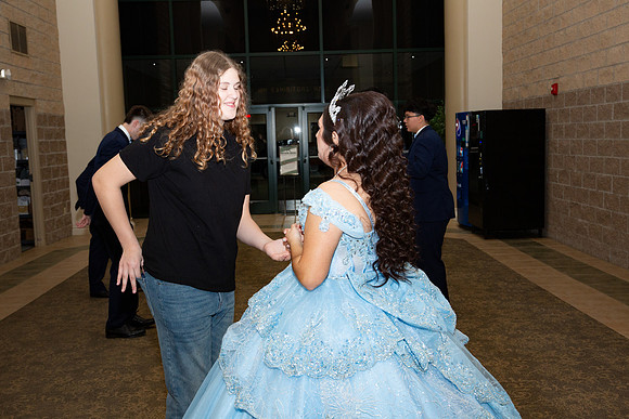 803-Azaret Quince